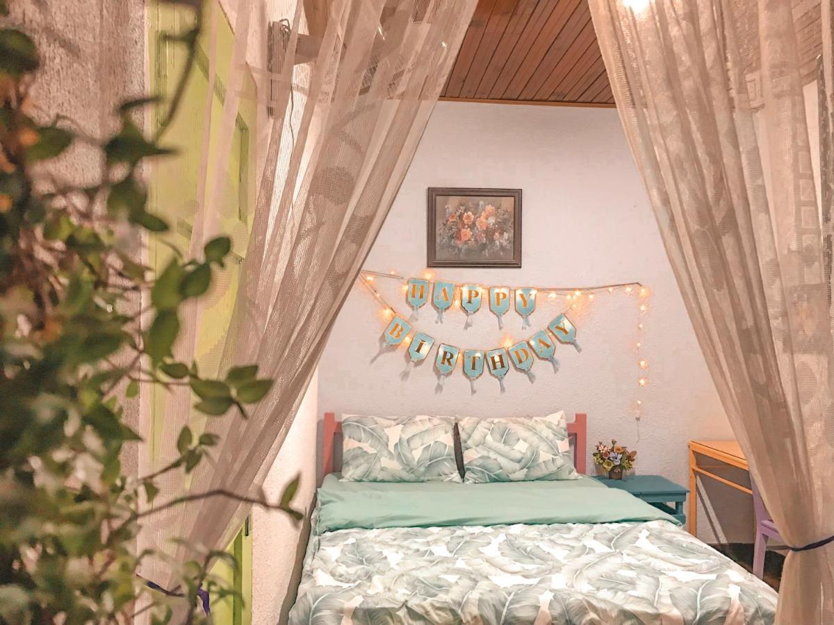 Nhà Tím Homestay Dalat Exterior foto
