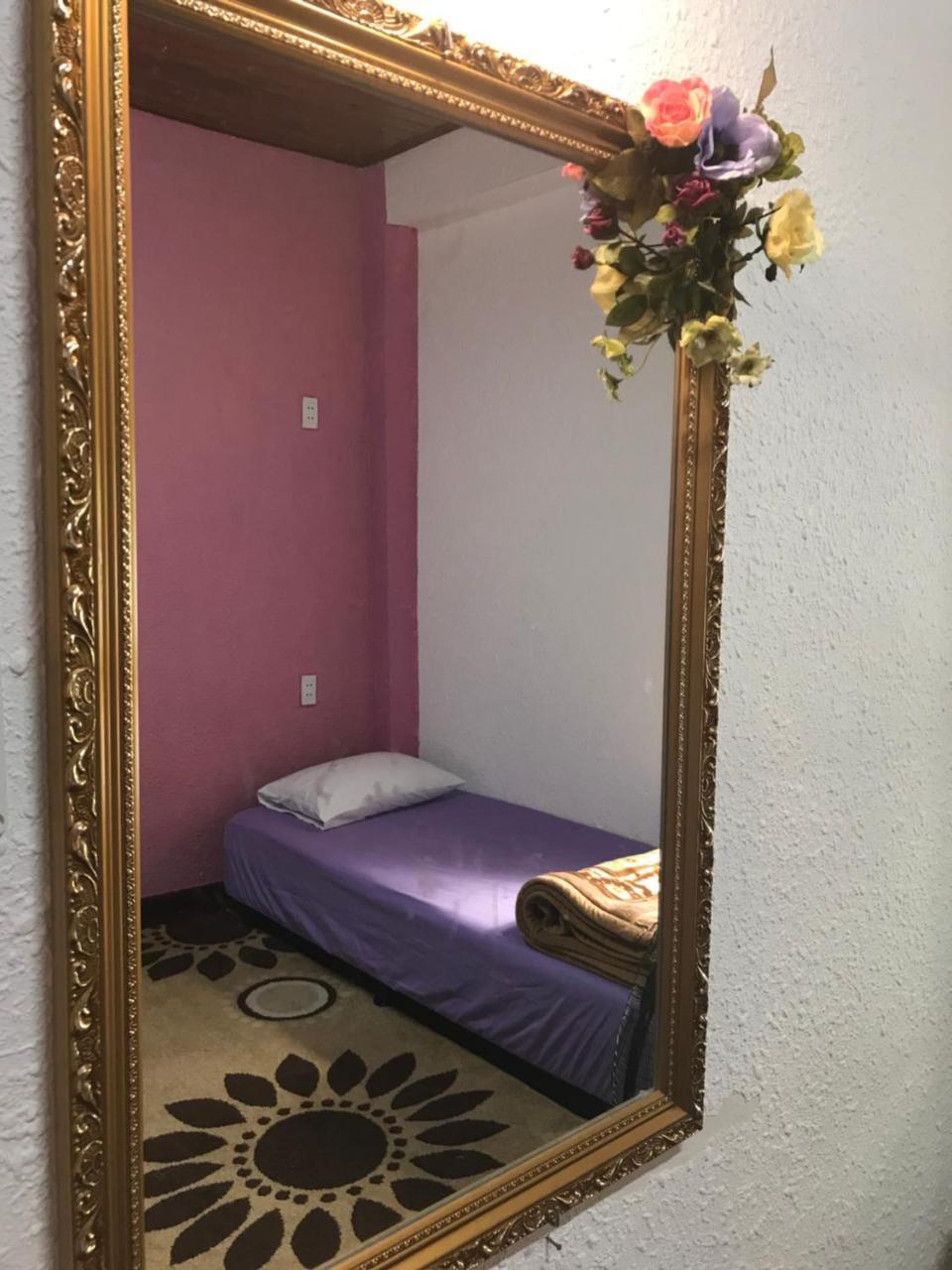 Nhà Tím Homestay Dalat Exterior foto